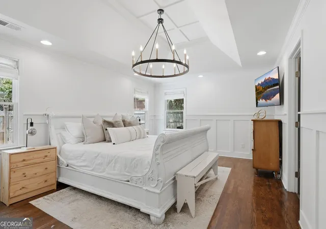 Photo 4 of Single family home for sale at 1909 Rogers Ave SW, Atlanta, GA 30310 | MLS# 10840199 | Listing updated on 2026-09-04
