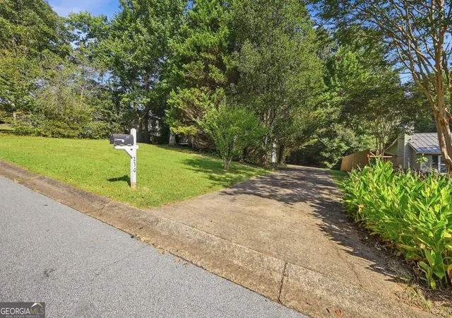 Photo 2 of Single family home for sale at 230 Parkway Ct, Dallas, GA 30157 | MLS# 10843695 | Listing updated on 2026-09-27