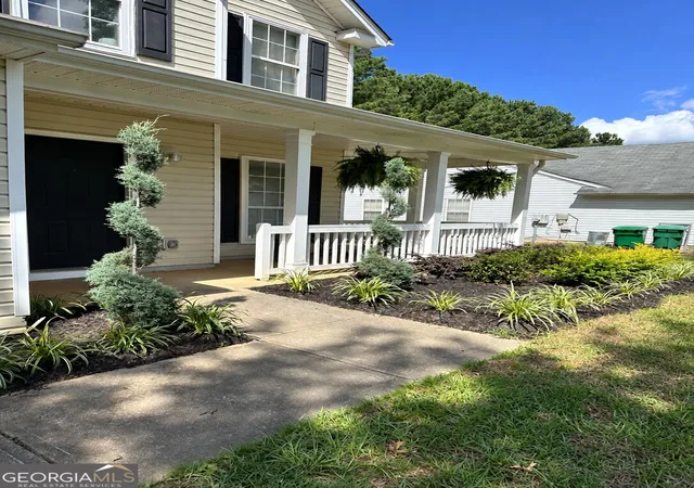 Photo 2 of Single family home for sale at 10427 Tobano Trl, Jonesboro, GA 30238 | MLS# 10843258 | Listing updated on 2026-09-10