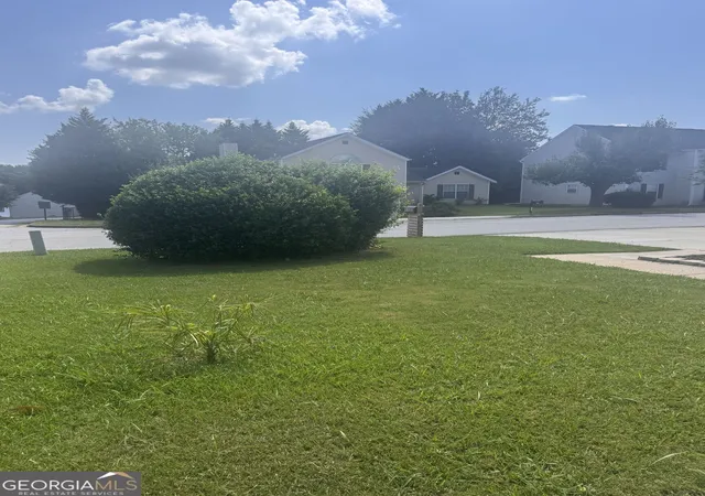 Photo 4 of Single family home for sale at 1187 To Lani Farm Rd, Stone Mountain, GA 30083 | MLS# 10843987 | Listing updated on 2026-09-12