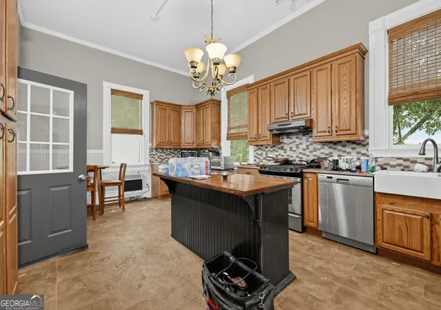Photo 2 of Sale Pending at 1113 Forsyth St, Monticello, GA 31064 | MLS# 10852182 | Listing updated on 2026-10-07
