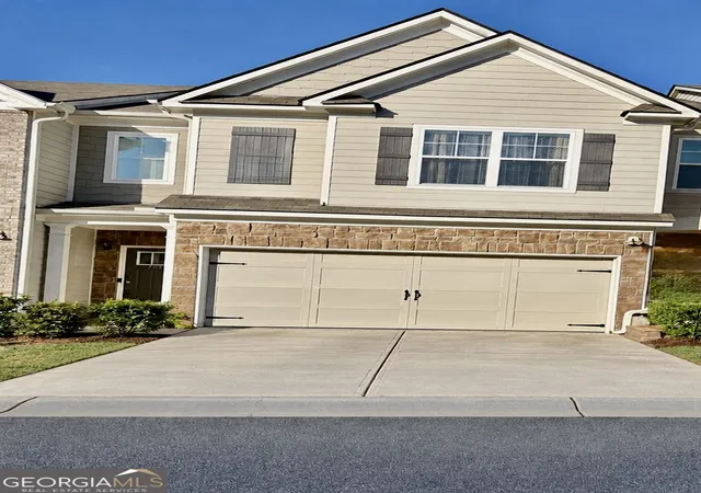 Townhouse for sale at 7618 Avalon Blvd, Fairburn, GA 30213 | MLS# 10843621