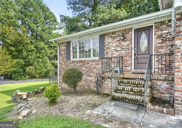 Photo 2 of Single family home for sale at 2558 Kings Way, Lawrenceville, GA 30044 | MLS# 10843596 | Listing updated on 2026-09-24