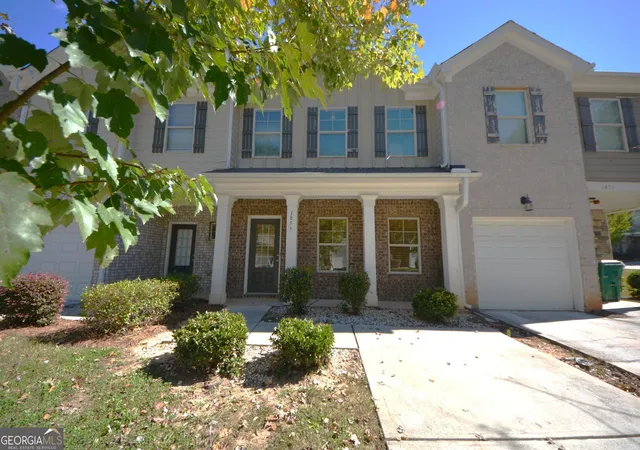 Photo 2 of Townhouse for sale at 1853 Old Dogwood, Jonesboro, GA 30238 | MLS# 10880793 | Listing updated on 2026-10-29