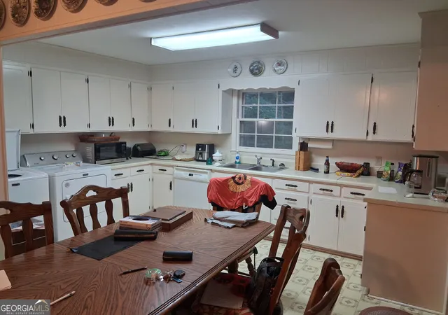 Photo 3 of Single family home for sale at 14642 County Rd 82, Newell, AL 36280 | MLS# 10846566 | Listing updated on 2026-09-16