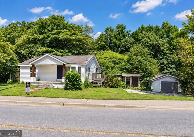 Photo 2 of Single family home for sale at 3208 Humphries Hl Rd, Austell, GA 30106 | MLS# 10844506 | Listing updated on 2026-09-25
