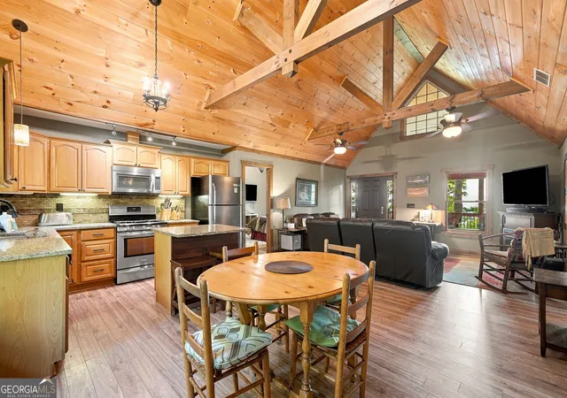 Photo 3 of Single family home for sale at 232 Apache Trl, Chatsworth, GA 30705 | MLS# 10842727 | Listing updated on 2026-09-23