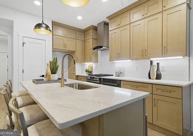 Photo 2 of Single family home for sale at 2194 Sw Wingate St, Atlanta, GA 30310 | MLS# 10841555 | Listing updated on 2026-09-08