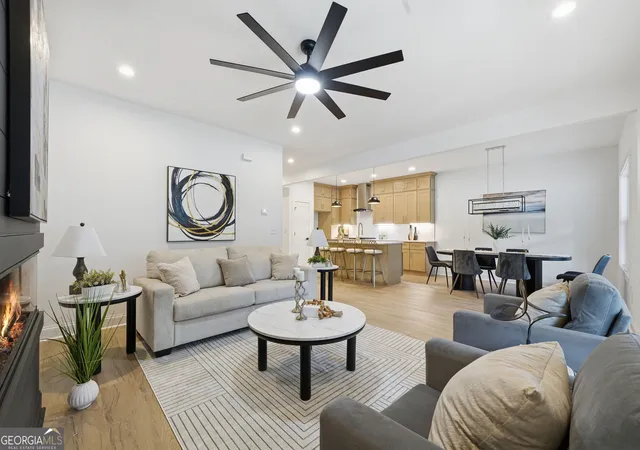 Photo 4 of Single family home for sale at 2194 SW Wingate St, Atlanta, GA 30310 | MLS# 10841555 | Listing updated on 2026-09-08