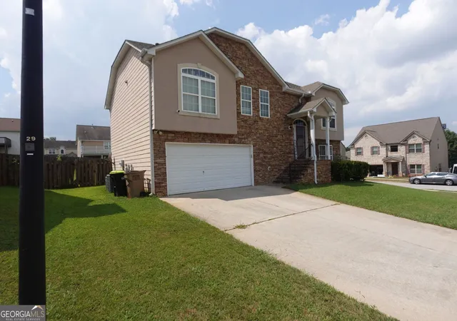 Photo 3 of Single family home for sale at 5943 Rex Ridge Ct, Rex, GA 30273 | MLS# 10837157 | Listing updated on 2026-10-25