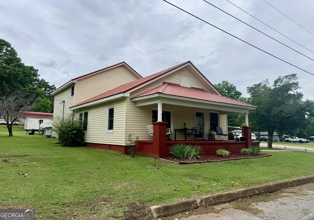 Photo 1 of Single family home for sale at 117 Mcclellan, Piedmont, AL 36272 | MLS# 10852918 | Listing updated on 2026-10-08