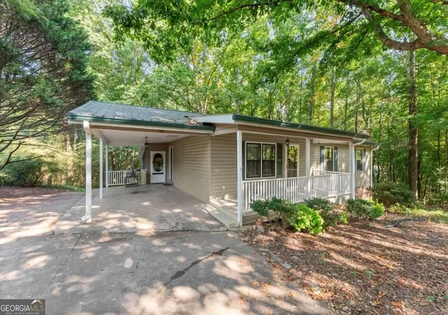 Photo 3 of Single family home for sale at 3489 Bell Rd, Gainesville, GA 30507 | MLS# 10841735 | Listing updated on 2026-09-22