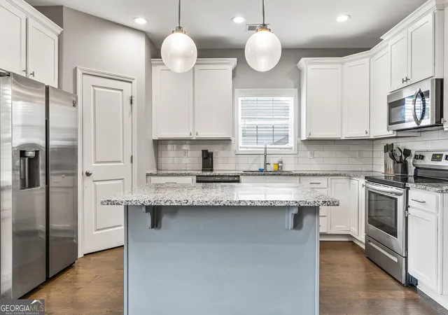 Photo 3 of Single family home for sale at 4201 Cornwall Dr, Forsyth, GA 31029 | MLS# 10831657 | Listing updated on 2026-09-20