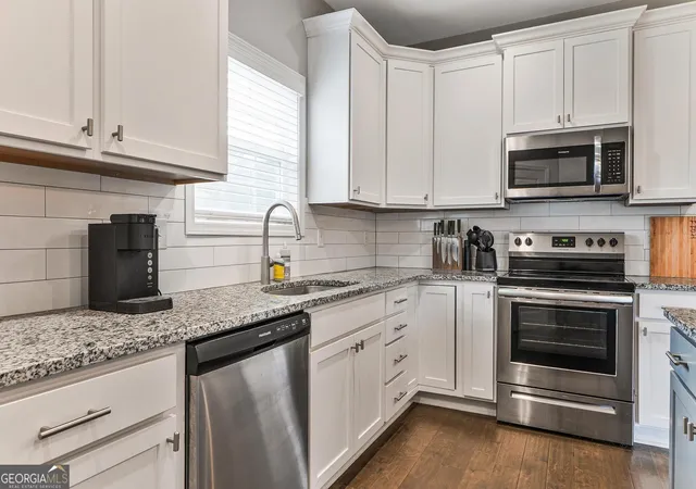 Photo 4 of Single family home for sale at 4201 Cornwall Dr, Forsyth, GA 31029 | MLS# 10831657 | Listing updated on 2026-09-20