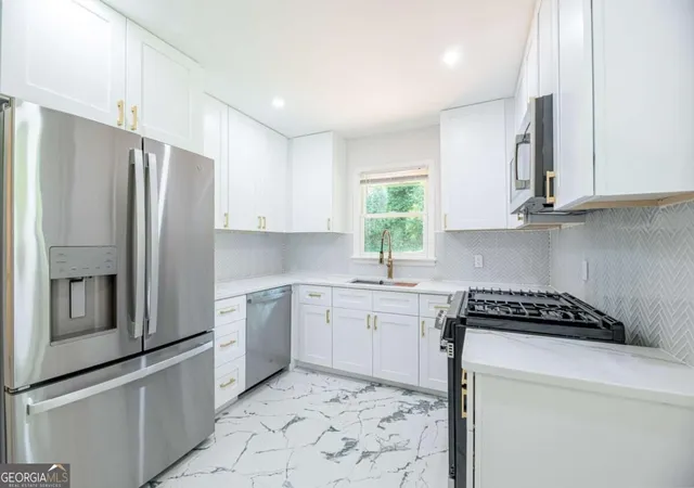 Photo 3 of Single family home for sale at 280 Worthington Dr, Marietta, GA 30068 | MLS# 10842114 | Listing updated on 2026-09-09