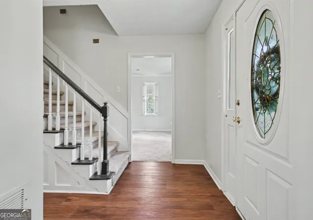 Photo 3 of Single family home for sale at 401 Walnut Grove Rd, Peachtree City, GA 30269 | MLS# 10828976 | Listing updated on 2026-09-22