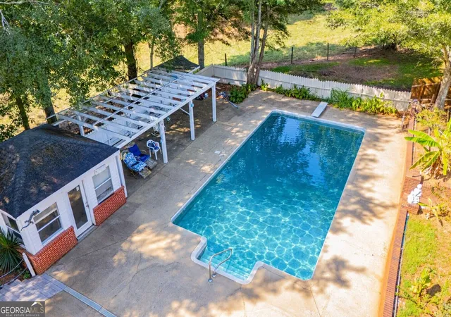 Photo 3 of Single family home for sale at 2074 Roopville Veal Rd, Roopville, GA 30170 | MLS# 10851950 | Listing updated on 2026-10-07