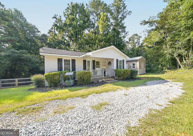 Photo 1 of Sale Pending at 3914 Pine Lake Rd, West Point, GA 31833 | MLS# 10822451 | Listing updated on 2026-09-13