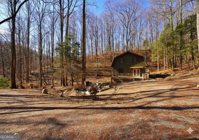 Photo 3 of Single family home for sale at 172 Sweetwater Rd, Blue Ridge, GA 30513 | MLS# 10840418 | Listing updated on 2026-09-18