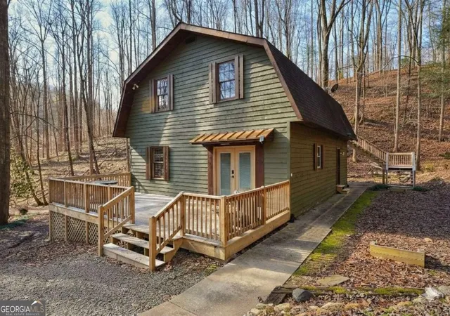Photo 3 of Single family home for sale at 172 Sweetwater Rd, Blue Ridge, GA 30513 | MLS# 10840418 | Listing updated on 2026-09-18