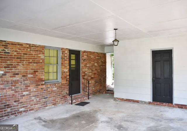 Photo 3 of Sale Pending at 4664 Lattimore Dr, Macon, GA 31210 | MLS# 10839698 | Listing updated on 2026-09-16