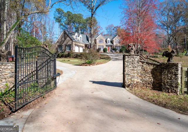 Photo 2 of Single family home for sale at 355 Clark Crk Pass, Acworth, GA 30102 | MLS# 10654434 | Listing updated on 2026-10-29