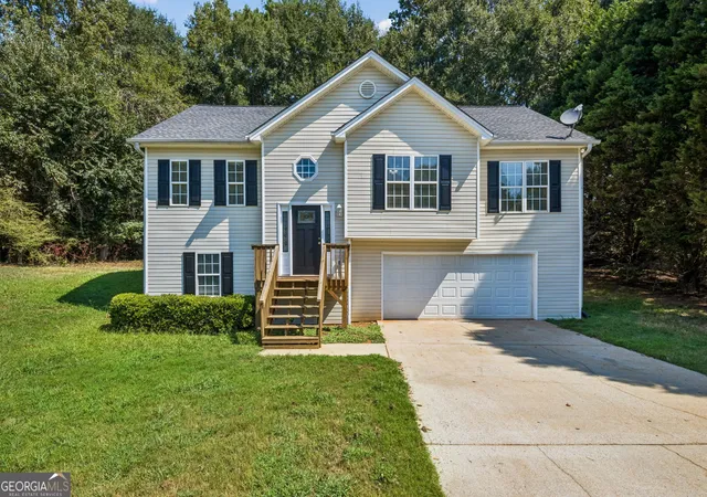 Photo 1 of Single family home for sale at 208 Albert Ln, Jefferson, GA 30549 | MLS# 10840015 | Listing updated on 2026-09-30