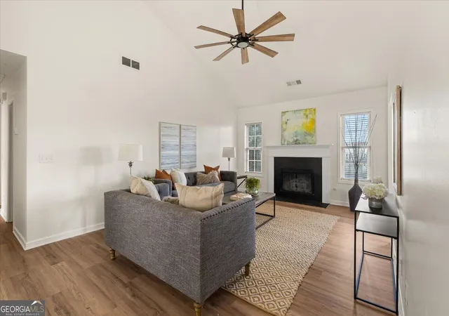 Photo 2 of Sale Pending at 3439 Friendship Farm Dr, Buford, GA 30519 | MLS# 10843080 | Listing updated on 2026-09-30