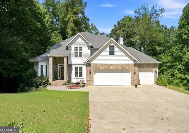 Photo 1 of Single family home for sale at 630 Mistflower Dr, Acworth, GA 30102 | MLS# 10843156 | Listing updated on 2026-09-10