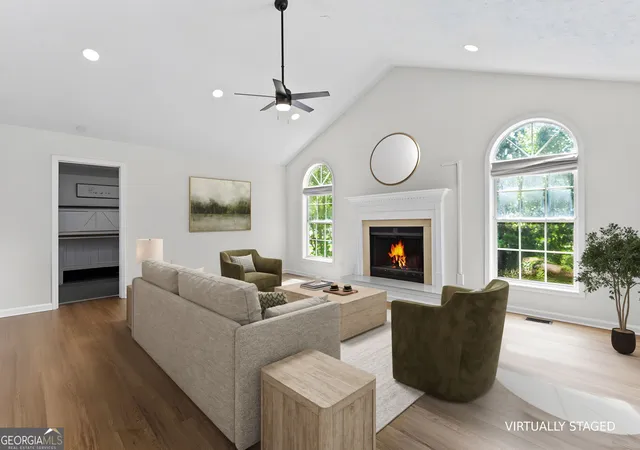 Photo 4 of Single family home for sale at 2608 Abbotts Glen Dr NW, Acworth, GA 30101 | MLS# 10844167 | Listing updated on 2026-10-10