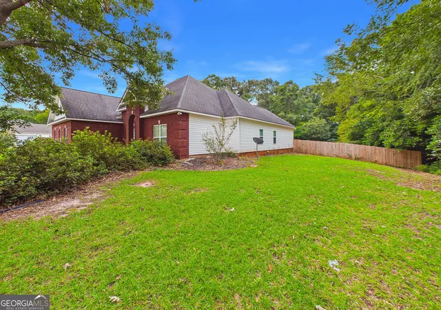 Photo 4 of Single family home for sale at 115 Dora Ln, Byron, GA 31008 | MLS# 10843333 | Listing updated on 2026-09-24