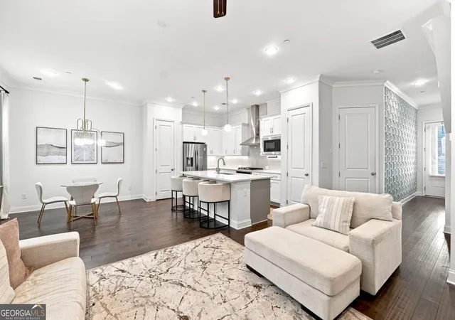 Photo 4 of Single family home for sale at 100 Bastille Way, Smyrna, GA 30080 | MLS# 10852531 | Listing updated on 2026-10-10