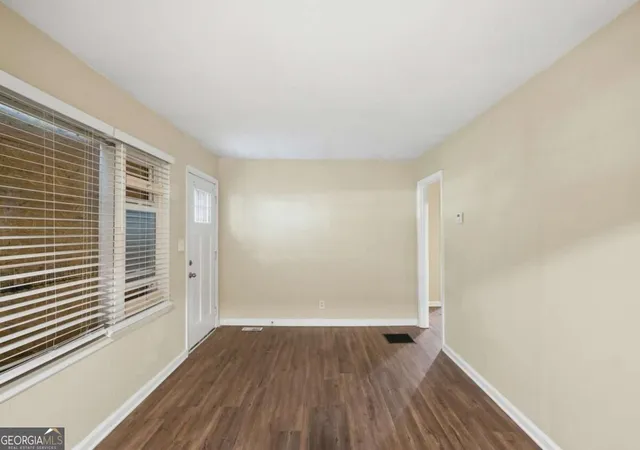 Photo 2 of Single family home for sale at 1877 Selwyn Dr, Decatur, GA 30035 | MLS# 10851633 | Listing updated on 2026-09-23