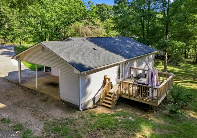 Photo 3 of Single family home for sale at 3016 Summer Lake Dr, Gainesville, GA 30506 | MLS# 10843202 | Listing updated on 2026-09-24