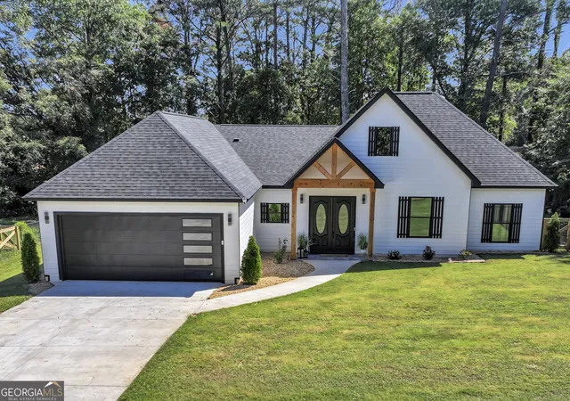 Photo 2 of Single family home for sale at 61 Doris St, Mcdonough, GA 30253 | MLS# 10846483 | Listing updated on 2026-09-23