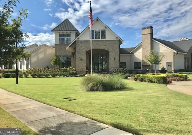 Photo 4 of Single family home for sale at 5966 Rollingwood Way, Hoschton, GA 30548 | MLS# 10845535 | Listing updated on 2026-10-20