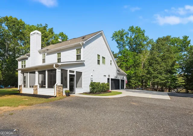 Photo 4 of Single family home for sale at 513 Bankstown Rd, Brooks, GA 30205 | MLS# 10841346 | Listing updated on 2026-10-16