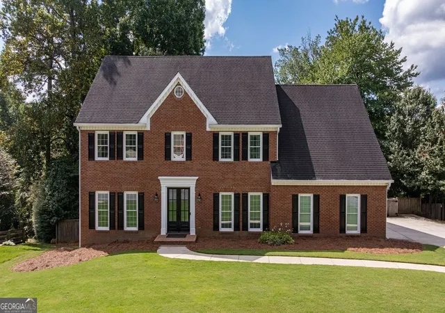 Photo 1 of Sale Pending at 4728 Stirling Ct Ne, Marietta, GA 30068 | MLS# 10838292 | Listing updated on 2026-09-18