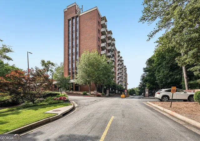 Photo 35 of Condo for sale at 300 Johnson Fry Rd Ne #B-601, Sandy Springs, GA 30328 | MLS# 10837168 | Listing updated on 2026-09-15