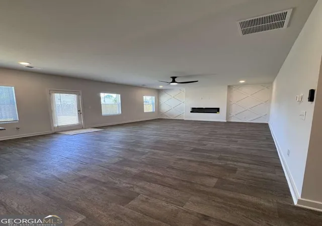Photo 1 of Single family home for sale at 5303 Tolar Rd, Fairburn, GA 30213 | MLS# 10878707 | Listing updated on 2026-10-24