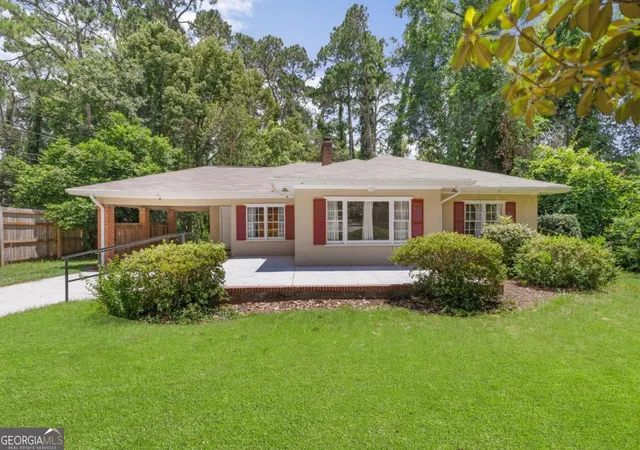 Photo 1 of Sale Pending at 118 Lee St, Statesboro, GA 30458 | MLS# 10846067 | Listing updated on 2026-09-21