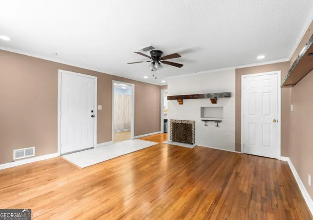 Photo 3 of Sale Pending at 118 Lee St, Statesboro, GA 30458 | MLS# 10846067 | Listing updated on 2026-09-21