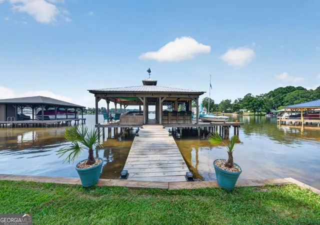 Photo 2 of Sale Pending at 197 Lakeshore Cir, Milledgeville, GA 31061 | MLS# 10839373 | Listing updated on 2026-09-18