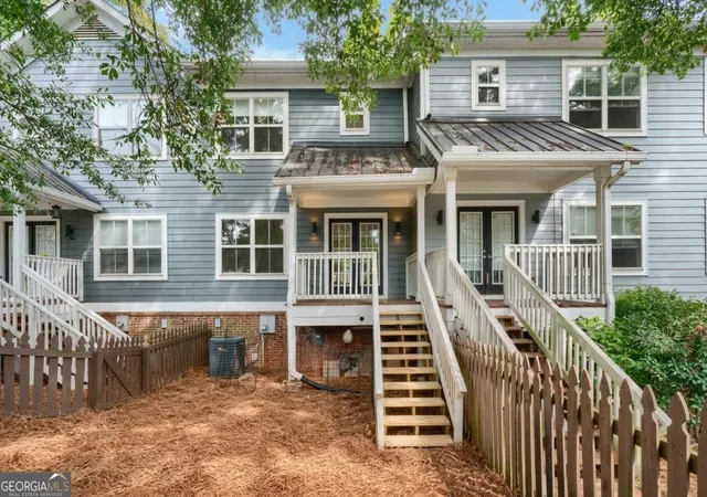 Photo 2 of Townhouse for sale at 242 Carlyle Park Dr NE, Atlanta, GA 30307 | MLS# 10870733 | Listing updated on 2026-10-29