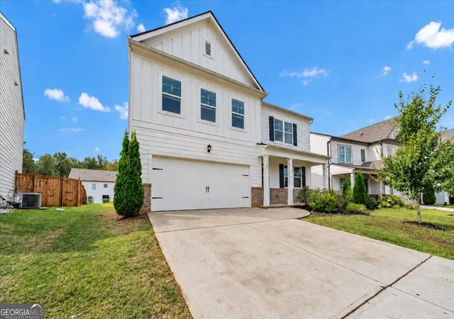 Photo 2 of Single family home for sale at 167 Fernbrook Trl, Dawsonville, GA 30534 | MLS# 10853531 | Listing updated on 2026-10-09