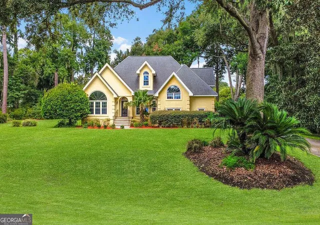 Photo 1 of Single family home for sale at 230 Lyman Hall, Savannah, GA 31410 | MLS# 10847245 | Listing updated on 2026-09-30