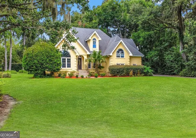 Photo 2 of Single family home for sale at 230 Lyman Hall, Savannah, GA 31410 | MLS# 10847245 | Listing updated on 2026-09-30