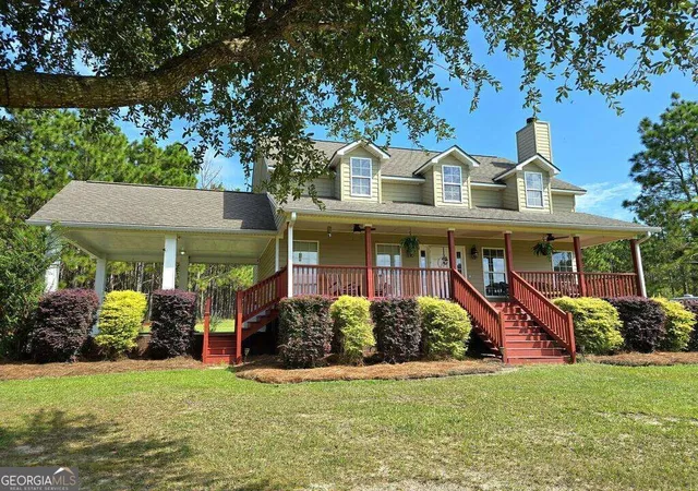 Photo 2 of Single family home for sale at 907 Lower Rebecca Rd, Fitzgerald, GA 31750 | MLS# 10850393 | Listing updated on 2026-10-05