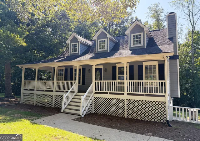 Photo 3 of Sale Pending at 220 Hitchcock Dr, Villa Rica, GA 30180 | MLS# 10848898 | Listing updated on 2026-09-28