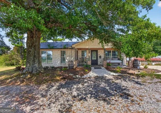 Photo 2 of Single family home for sale at 5648 Highway 53 W, Jasper, GA 30143 | MLS# 10847476 | Listing updated on 2026-09-30